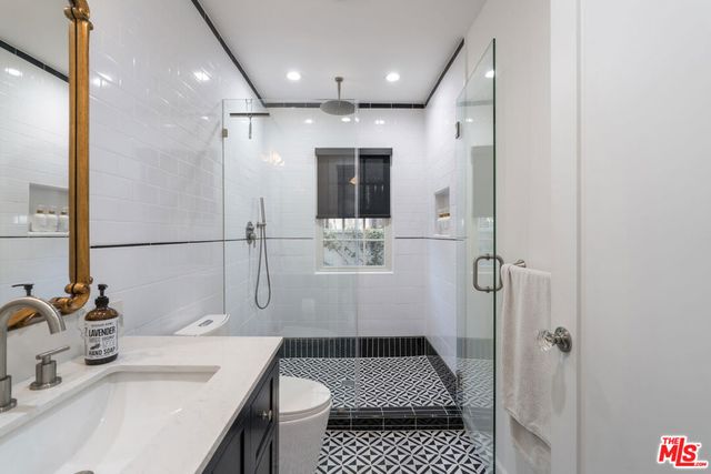 202 S Citrus Avenue, Los Angeles, CA 90036