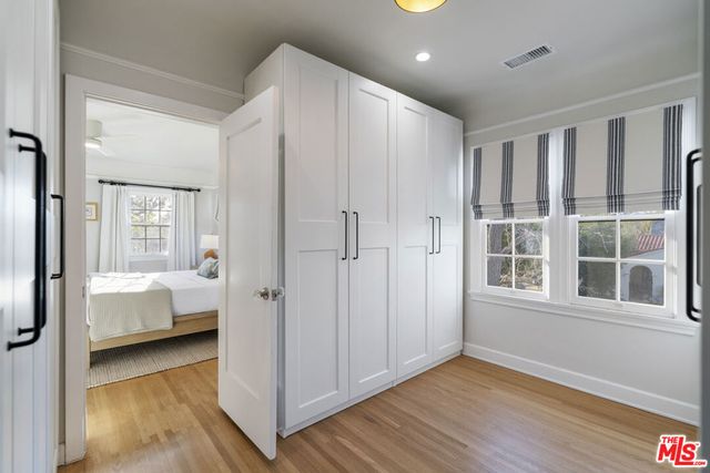 202 S Citrus Avenue, Los Angeles, CA 90036