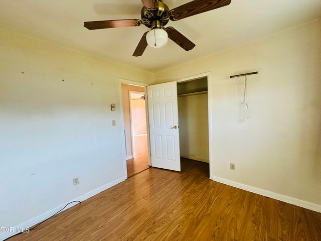 28236 Lee Highway, Meadowview, VA 24361