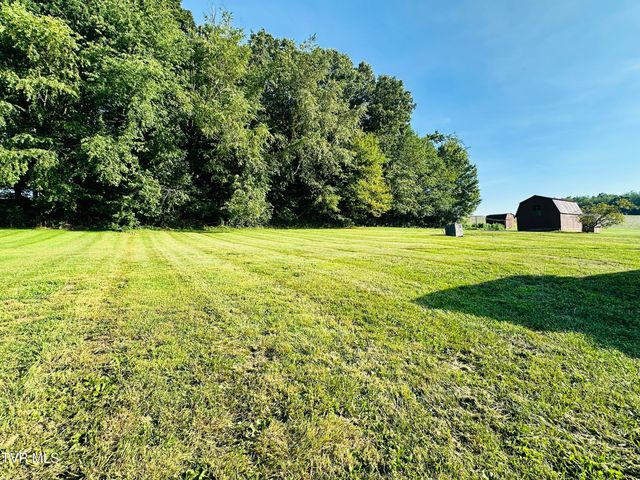 28236 Lee Highway, Meadowview, VA 24361