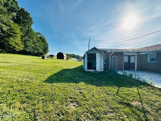 28236 Lee Highway, Meadowview, VA 24361