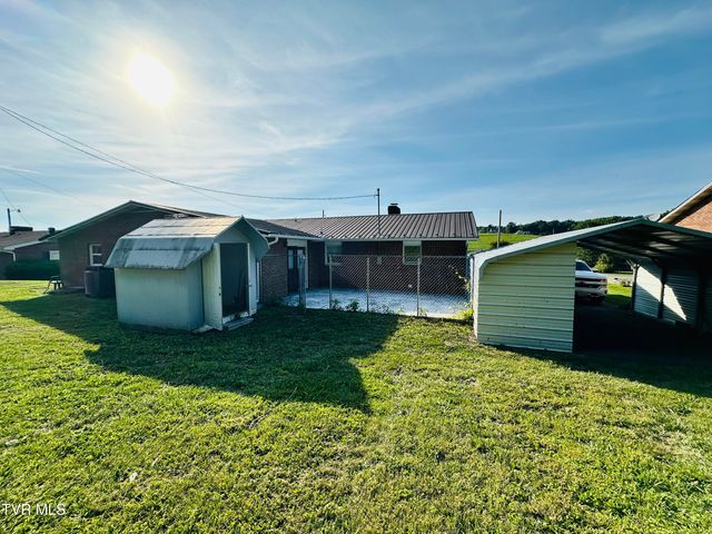 28236 Lee Highway, Meadowview, VA 24361