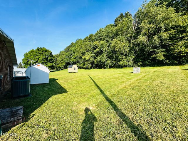 28236 Lee Highway, Meadowview, VA 24361