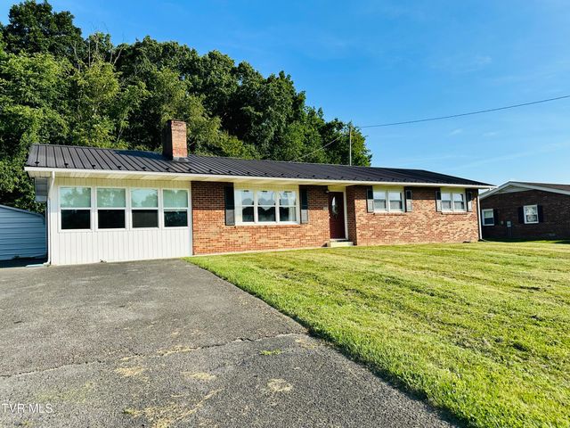 28236 Lee Highway, Meadowview, VA 24361