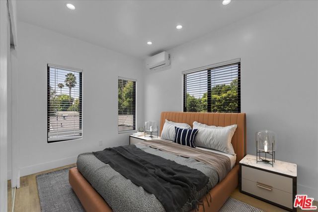 14121 Califa Street, Sherman Oaks, CA 91401