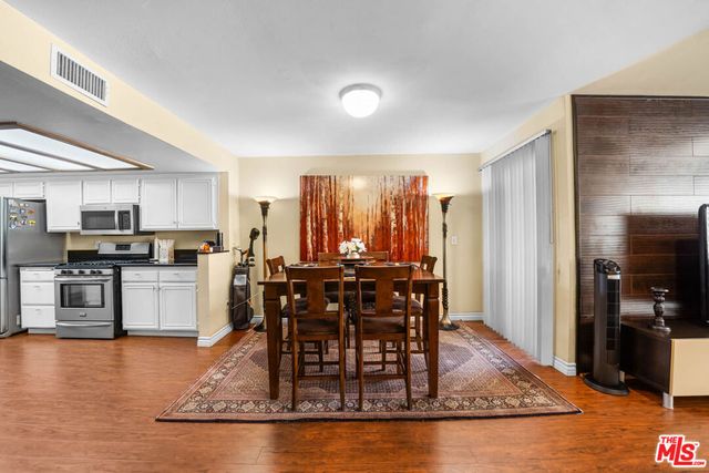 554 E San Jose Avenue 203, Burbank, CA 91501