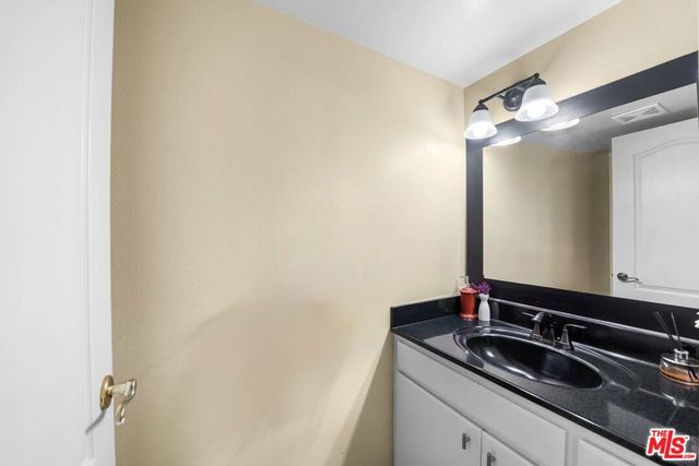 554 E San Jose Avenue 203, Burbank, CA 91501