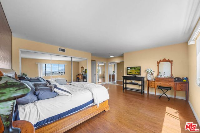 554 E San Jose Avenue 203, Burbank, CA 91501