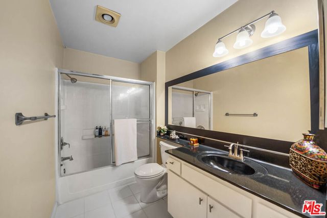 554 E San Jose Avenue 203, Burbank, CA 91501