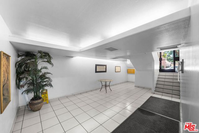 554 E San Jose Avenue 203, Burbank, CA 91501