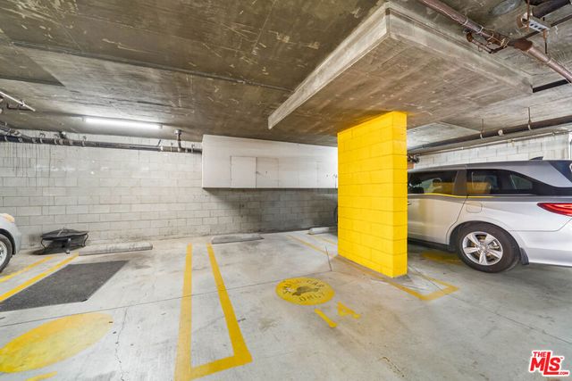 554 E San Jose Avenue 203, Burbank, CA 91501