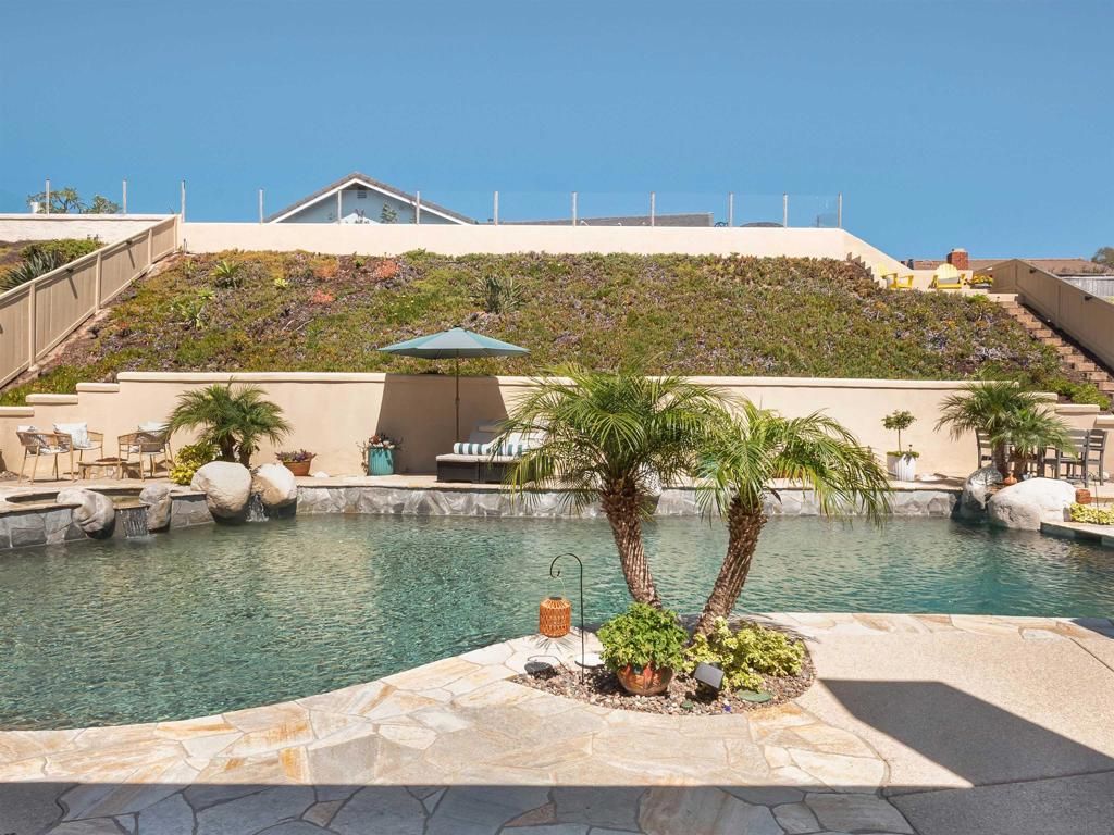 Image 15 of property listing at 1022 Daisy Avenue, Carlsbad, CA 92011