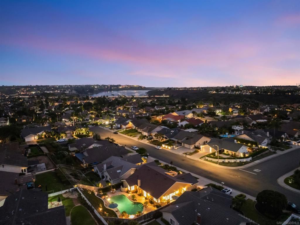 Image 20 of property listing at 1022 Daisy Avenue, Carlsbad, CA 92011