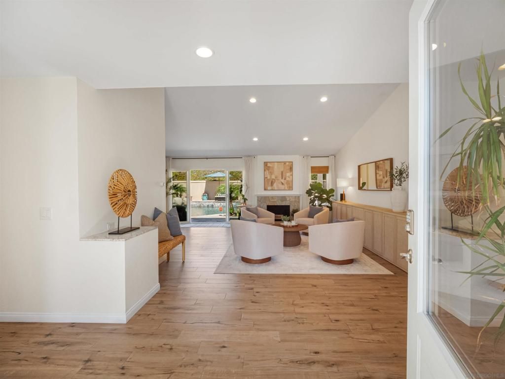 Image 26 of property listing at 1022 Daisy Avenue, Carlsbad, CA 92011