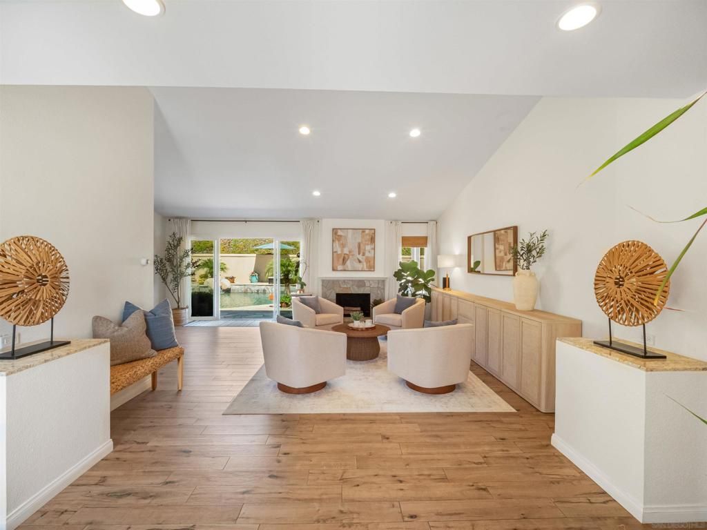 Image 27 of property listing at 1022 Daisy Avenue, Carlsbad, CA 92011