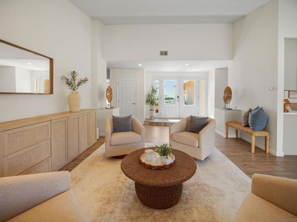 Image 30 of property listing at 1022 Daisy Avenue, Carlsbad, CA 92011