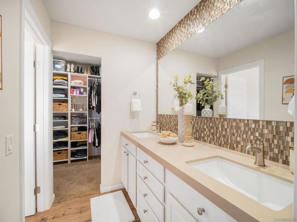 Image 47 of property listing at 1022 Daisy Avenue, Carlsbad, CA 92011