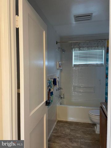1407 BARRETT RD, Baltimore, MD 21207