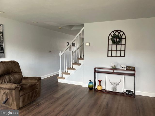 1407 BARRETT RD, Baltimore, MD 21207