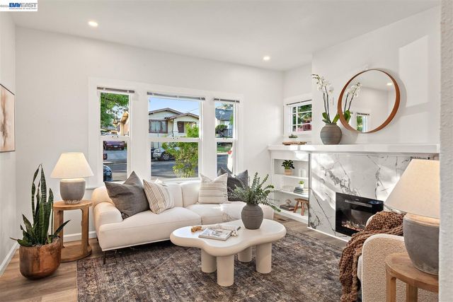 2242 39th Ave, Oakland, CA 94601