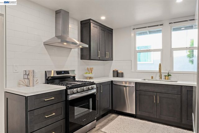 2242 39th Ave, Oakland, CA 94601