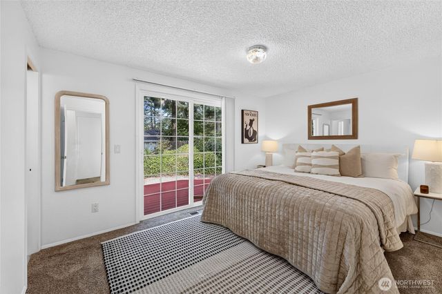 528 SW 118th Street, Seattle, WA 98146