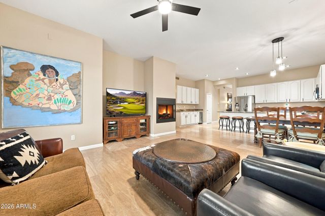 22215 N 51ST Street, Phoenix, AZ 85054