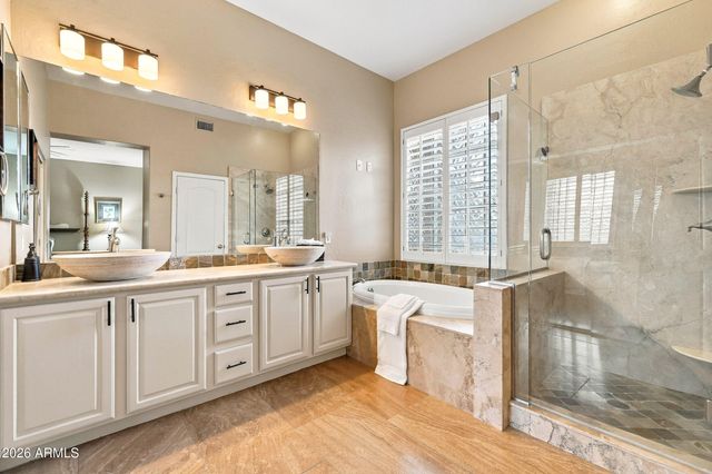 22215 N 51ST Street, Phoenix, AZ 85054