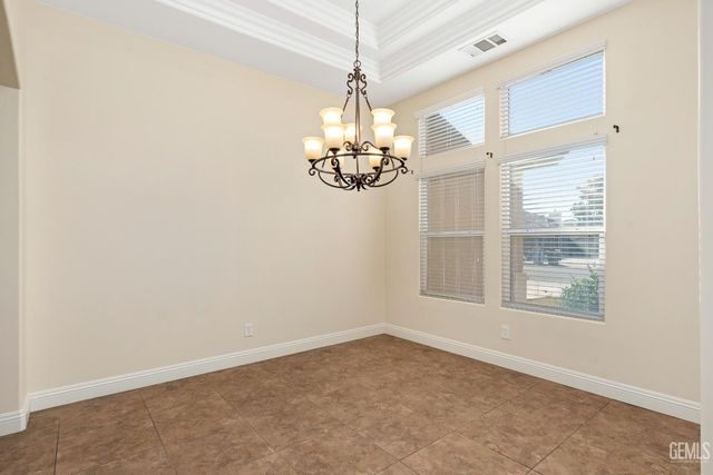 760 Brookside Drive, Shafter, CA 93263