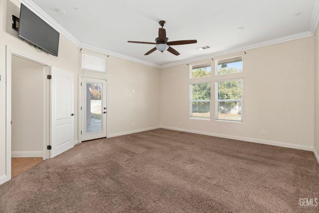 760 Brookside Drive, Shafter, CA 93263