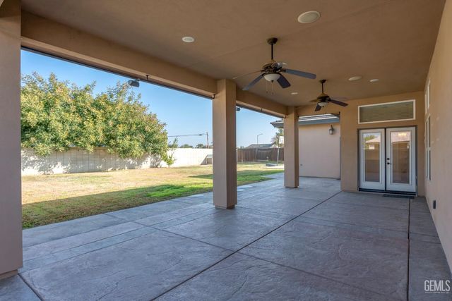 760 Brookside Drive, Shafter, CA 93263