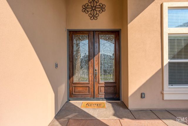 760 Brookside Drive, Shafter, CA 93263