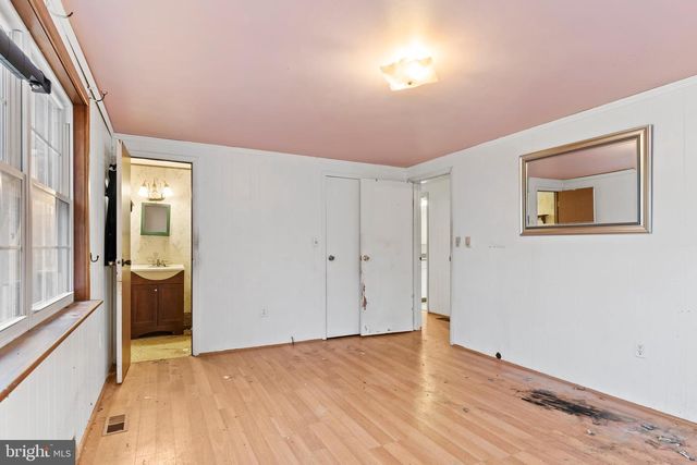 36 WHITE OAK DR, Carlisle, PA 17015