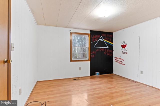 36 WHITE OAK DR, Carlisle, PA 17015