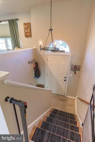 37 VILLAGE DR, Newmanstown, PA 17073