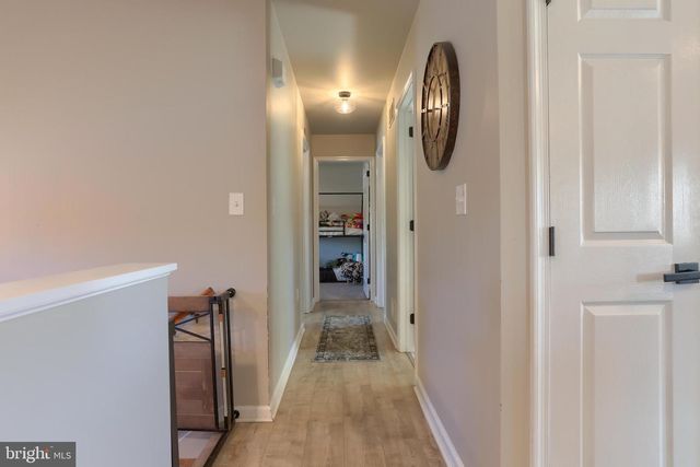 37 VILLAGE DR, Newmanstown, PA 17073