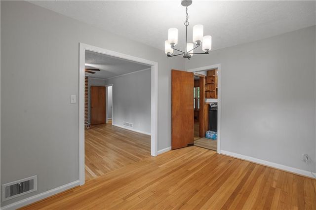 2686 Snapfinger Road, Decatur, GA 30034