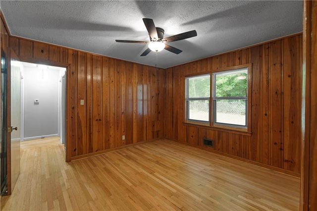 2686 Snapfinger Road, Decatur, GA 30034