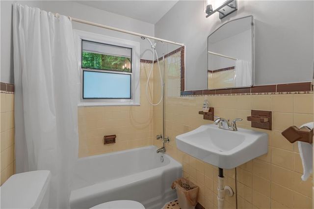 2686 Snapfinger Road, Decatur, GA 30034