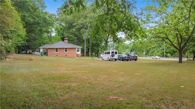 2686 Snapfinger Road, Decatur, GA 30034