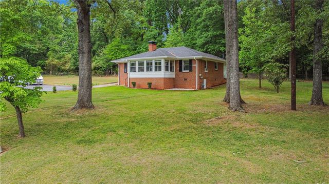 2686 Snapfinger Road, Decatur, GA 30034