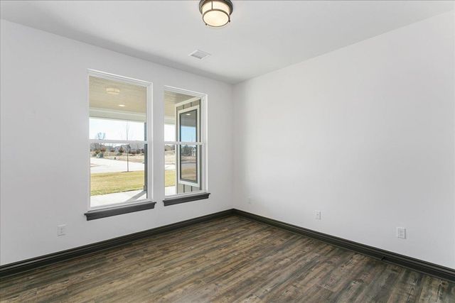 14224 Barn Owl Ct, Wichita, KS 67235