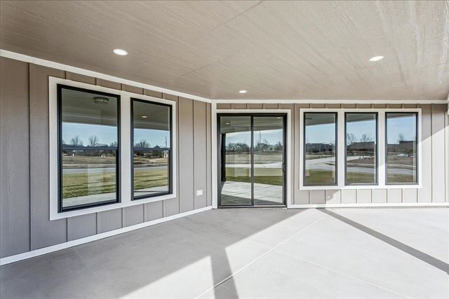 14224 Barn Owl Ct, Wichita, KS 67235