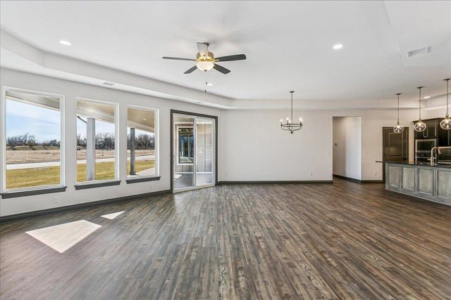 14224 Barn Owl Ct, Wichita, KS 67235