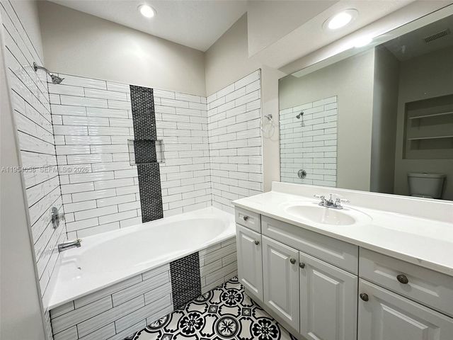 10973 SW 238th Ter, Miami, FL 33032