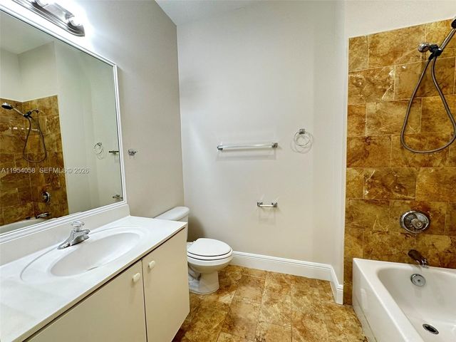 10973 SW 238th Ter, Miami, FL 33032