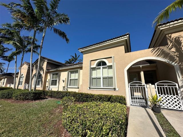 10973 SW 238th Ter, Miami, FL 33032