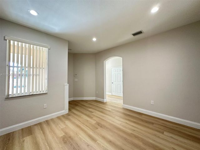 10973 SW 238th Ter, Miami, FL 33032