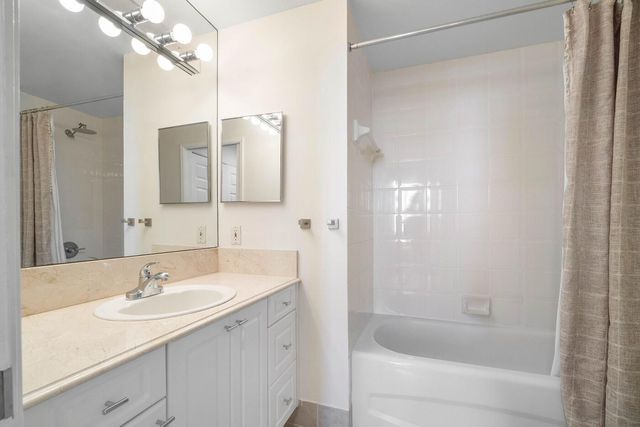 651 OKEECHOBEE Boulevard 1104, West Palm Beach, FL 33401