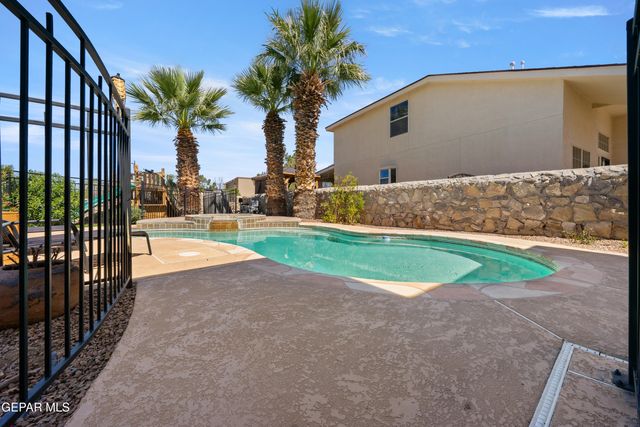 1645 PLAYA DEL SOL Street, El Paso, TX 79911